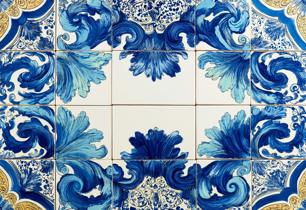 Dolce Vita placemat design — classic blue azulejo border with open center, flat view